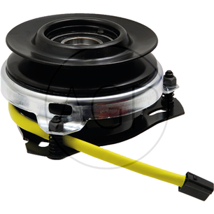 Magnetická spojka na zahradní sekací traktor John Deere o průměru hřídele 28,5 mm