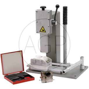 Razicí stroj ručně ovládaný