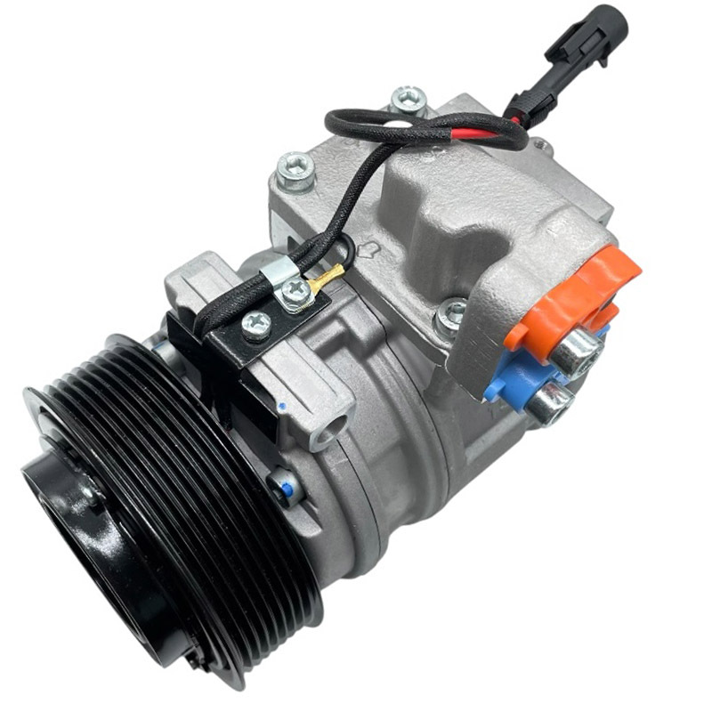 Kompresor klimatizace 12V pro traktory John Deere a Claas o průměru řemenice 125 mm