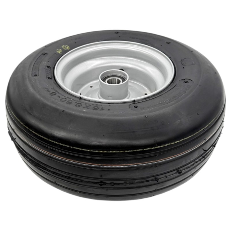 Kompletní kolo 16x6.50-8 10PR pro pícninářské stroje s ložiskem 25 mm