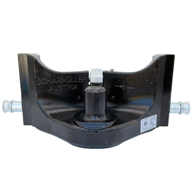 Závěs Scharmüller Piton Fix do konzole traktoru o šířce 330 mm tloušce 32 mm a bočními čepy 25 mm