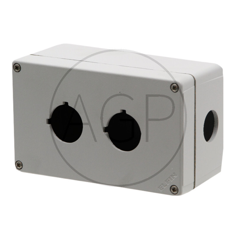 Skříň spínače o délce 152 mm a šířce 92 mm