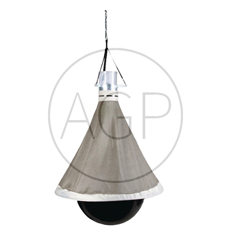 Mucholapka s průměrem deštníku přibližně 1,10 m