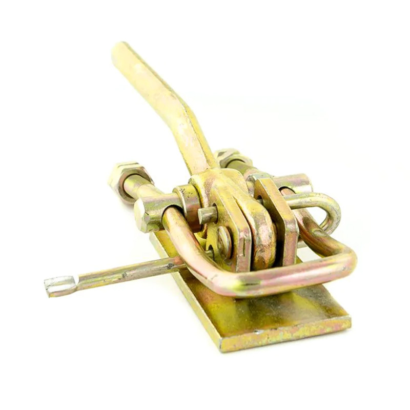 Nastavitelný karhák k bočnici se zajištěním proti samovolnému odjištění pro pravou stranu 