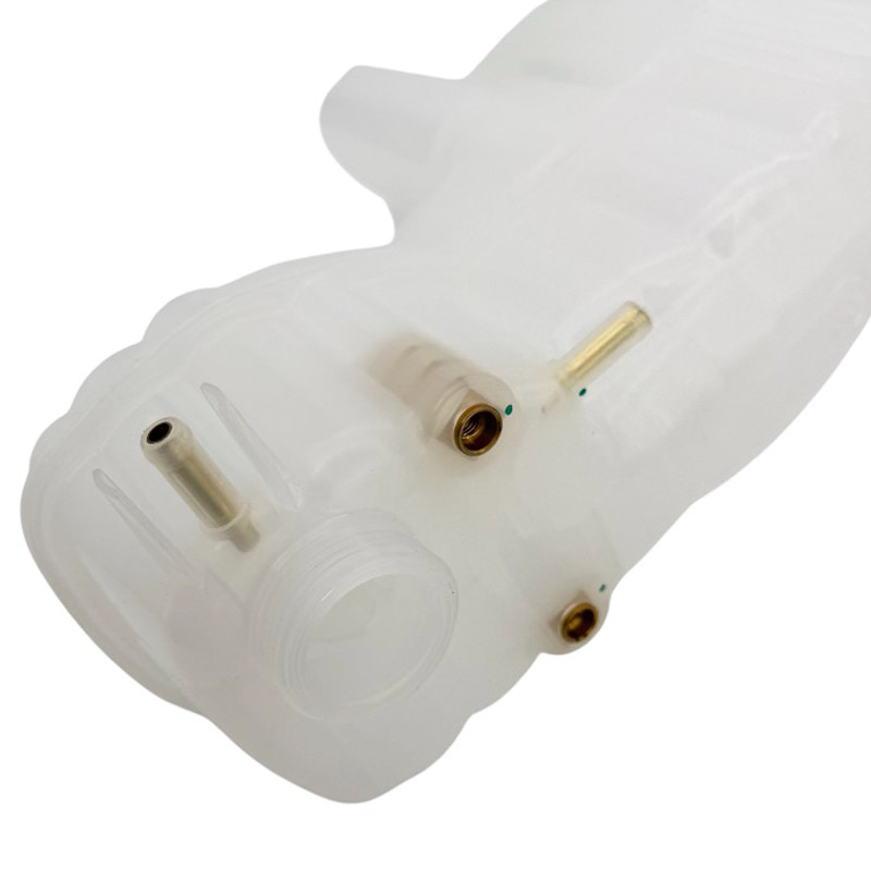 Nádržka chladicí kapaliny chladiče pro traktory John Deere